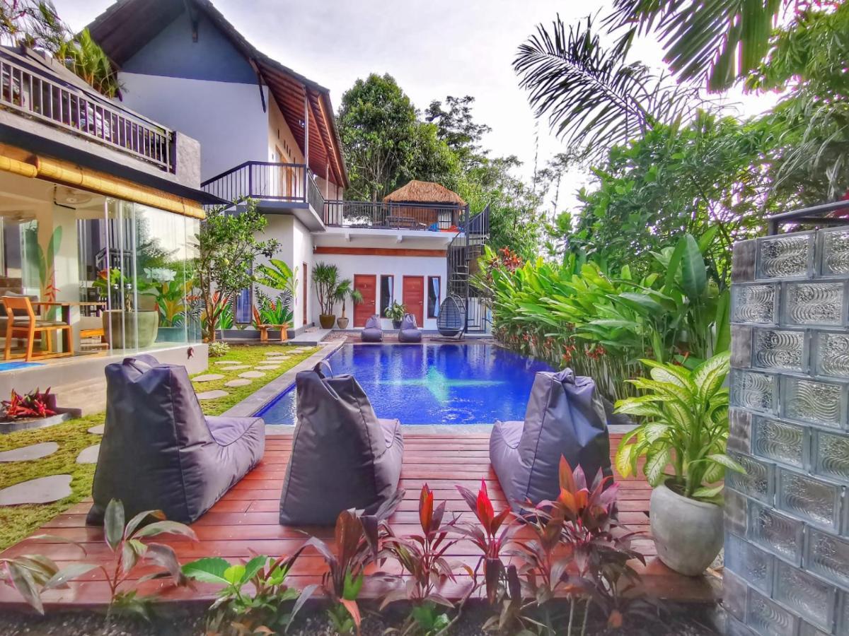 Cornerstone Bali Coworking Hostel Canggu  Bagian luar foto